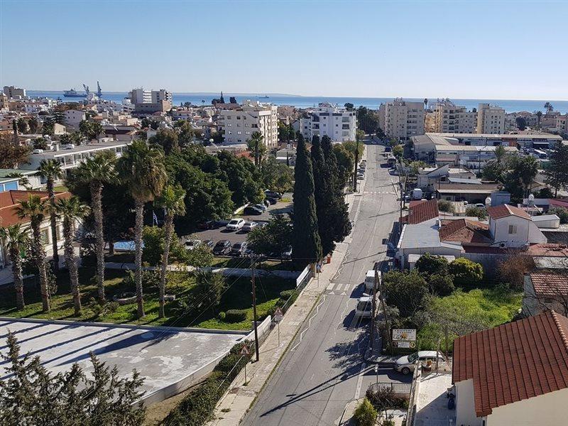 Layiotis Hotel Larnaca Buitenkant foto