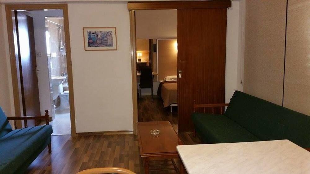 Layiotis Hotel Larnaca Buitenkant foto