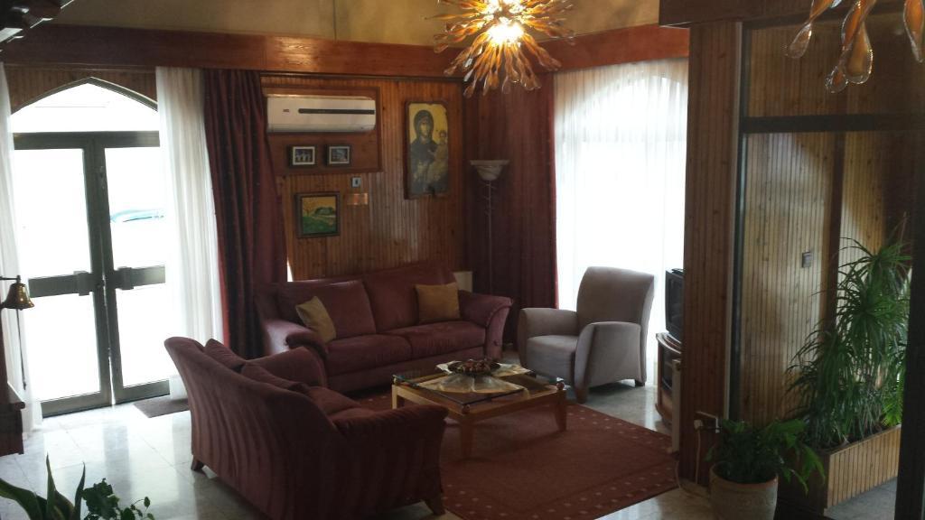 Layiotis Hotel Larnaca Buitenkant foto